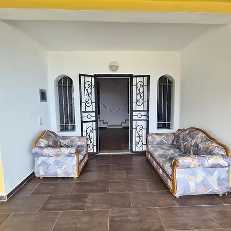 Apartment Borshi